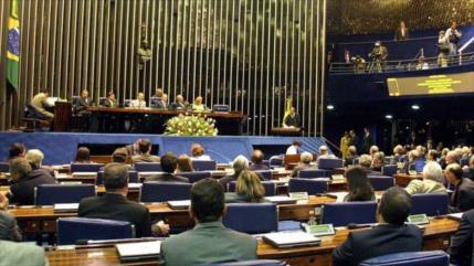 Gobierno brasileño envía al Congreso presupuesto 2016 con déficit