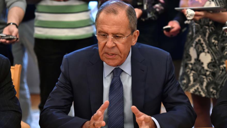 Serguéi Lavrov, el ministro de Exteriores de Rusia, durante una reunión mantenida con la oposición siria en Moscú, capital rusa. 14 de agosto de 2015