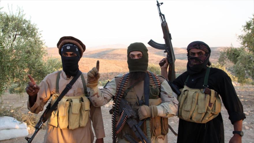 Miembros del grupo terrorista EIIL (Daesh, en árabe) en Siria.