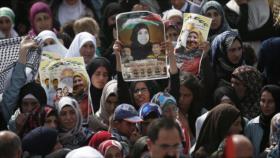 Masiva participación en funeral de madre palestina de bebe quemado vivo