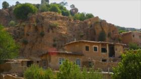 Irán - 1. La antigua ciudad de Teherán 2. Pueblo de Karyak 3. Feria de la alfombra 4. La ciudad de Varamin