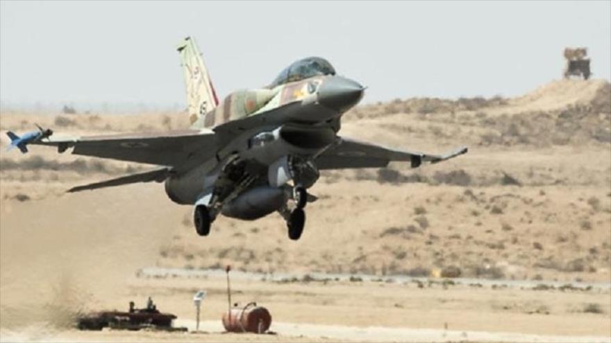 Cazas israelíes participan en la campaña militar saudí contra el pueblo yemení.