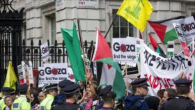 Británicos propalestinos se manifiestan cerca de embajada israelí