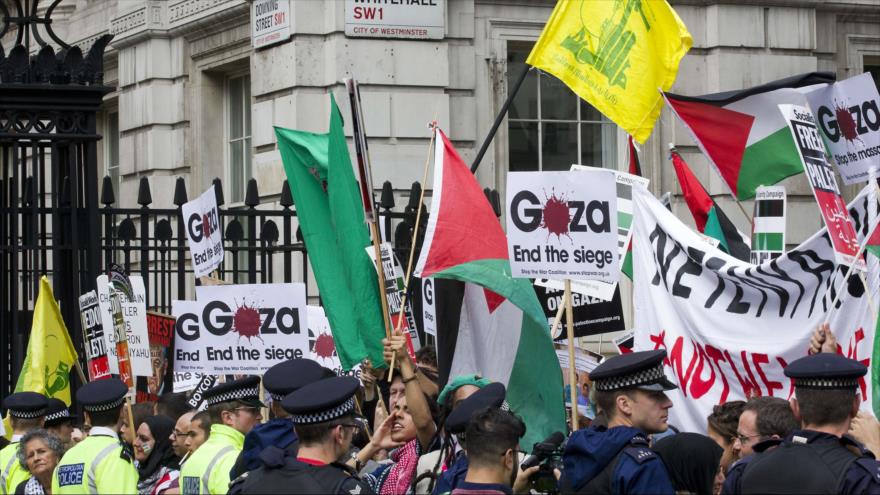 Activistas propalestinos se manifiestan en Londres (capital británica).
