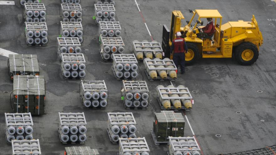 Exportación de cargamentos de armas británicas.