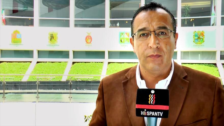 Oposición mexicana critica plan de Peña Nieto para la educación