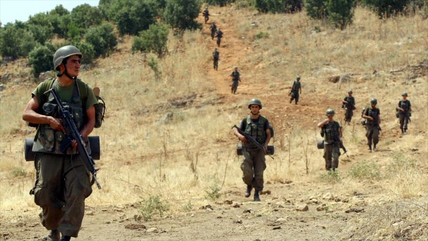 Varios soldados turcos durante una operación militar contra los milicianos del Partido de los Trabajadores del Kurdistán (PKK, en kurdo).