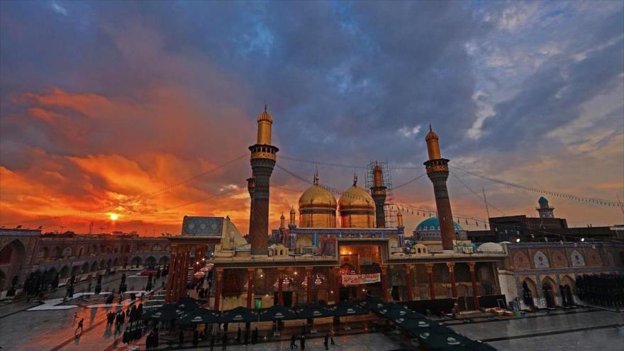 Mausoleos del Imam Yavad (P) y el Imam Kazem (P), en la ciudad de Kazimiya, situada en el centro de Irak.