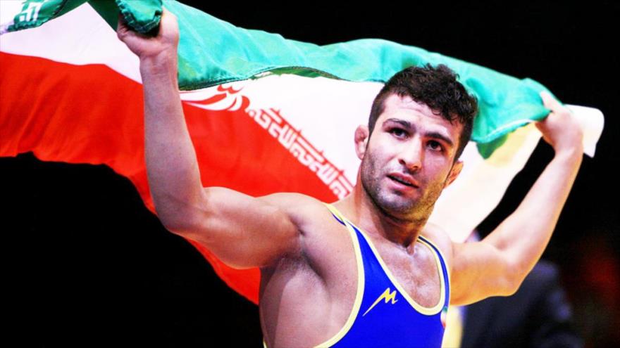 El luchador iraní Hasan Rahimi, uno de los medallistas en el Campeonato Mundial de Lucha Libre de EEUU.