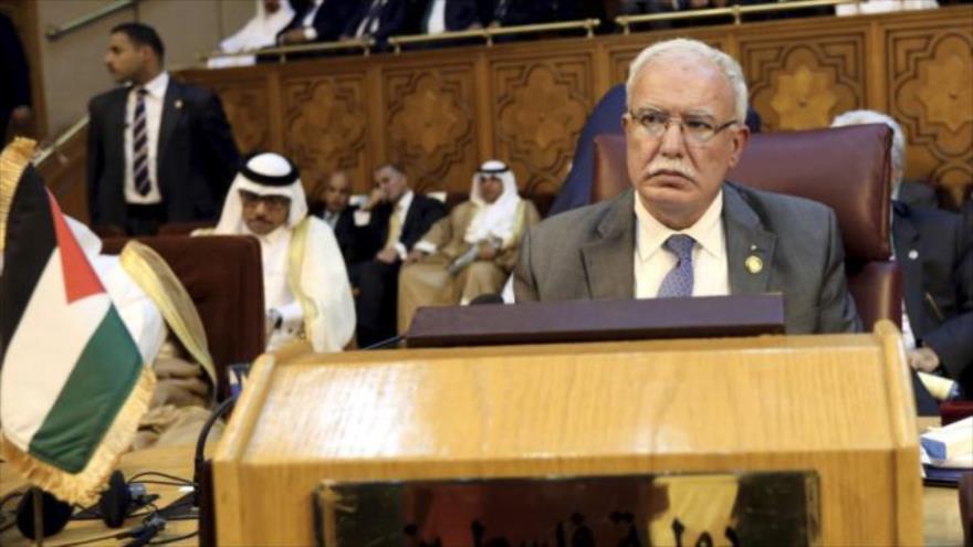 El canciller palestino, Riad al-Maliki, acudió el domingo a la 144ª reunión anual de la Liga Árabe celebrada en El Cairo, capital egipcia. 13 de agosto de 2015