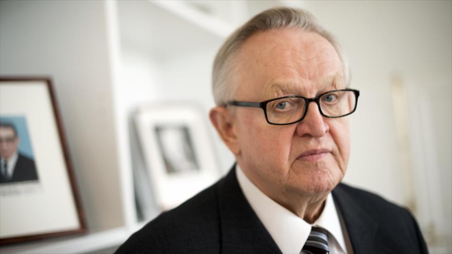 Martti Ahtisaari, expresidente finlandés (1994-2000).
