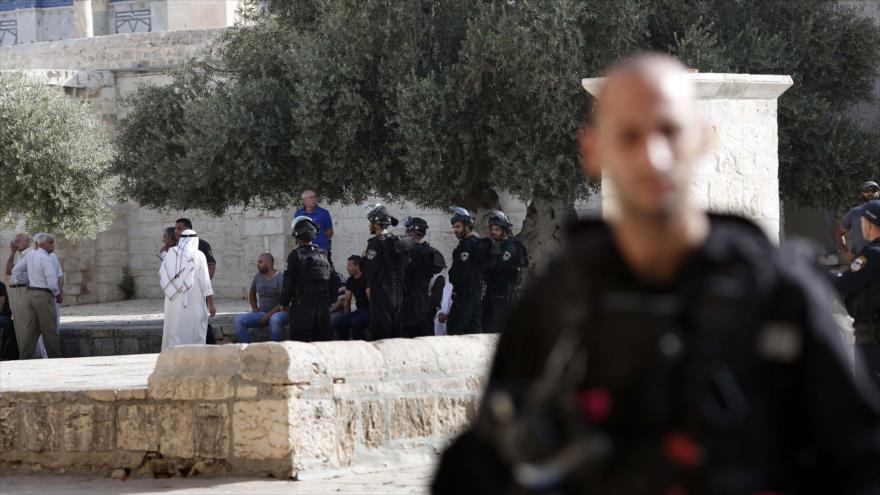 Las fuerzas de seguridad del régimen israelí desplegadas en la Mezquita Al-Aqsa. 15 de septiembre de 2015