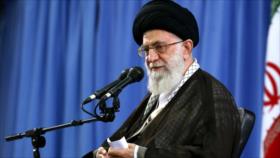 Líder advierte de los complots enemigos para infiltrarse en Irán