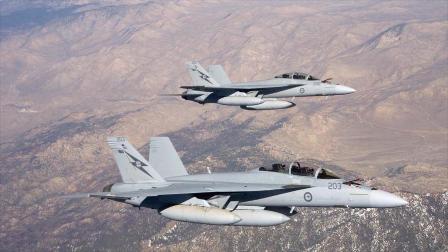 Dos cazas F/A-18 "Super Hornet" de la Fuerza Aérea de Australia. 
