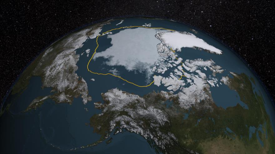 La cantidad del hielo marino del Ártico en verano 2015 es 1,81 millones de kilómetros cuadrados por debajo del promedio de las tasas mínimas 1981-2010, que se muestra aquí como una línea de oro.