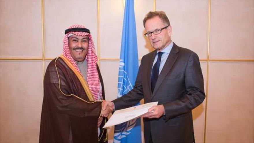 El saudí Faisal Trak (izda) ha sido elegido como presidente de un comité clave de derechos humanos en la ONU.