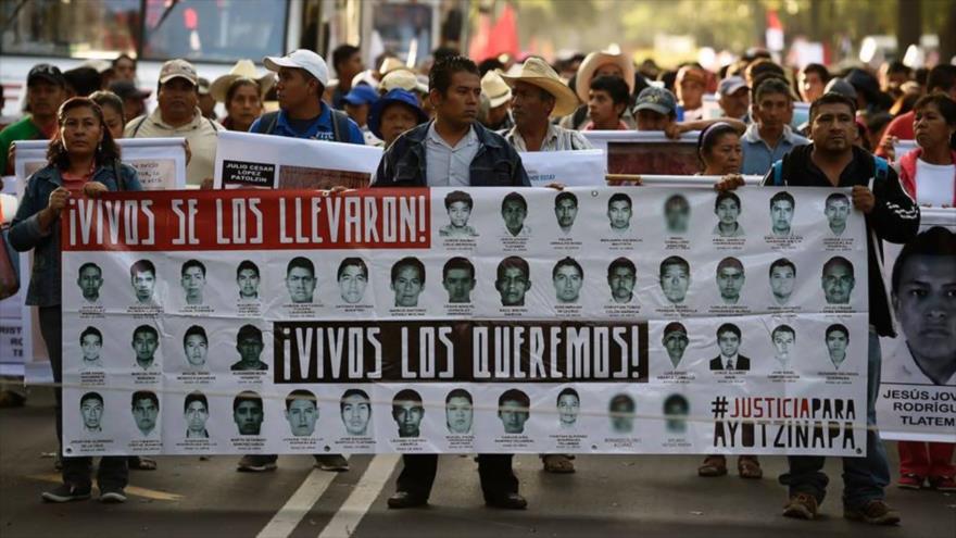 Familiares de desaparecidos mexicanos critican la negligencia del Gobierno.