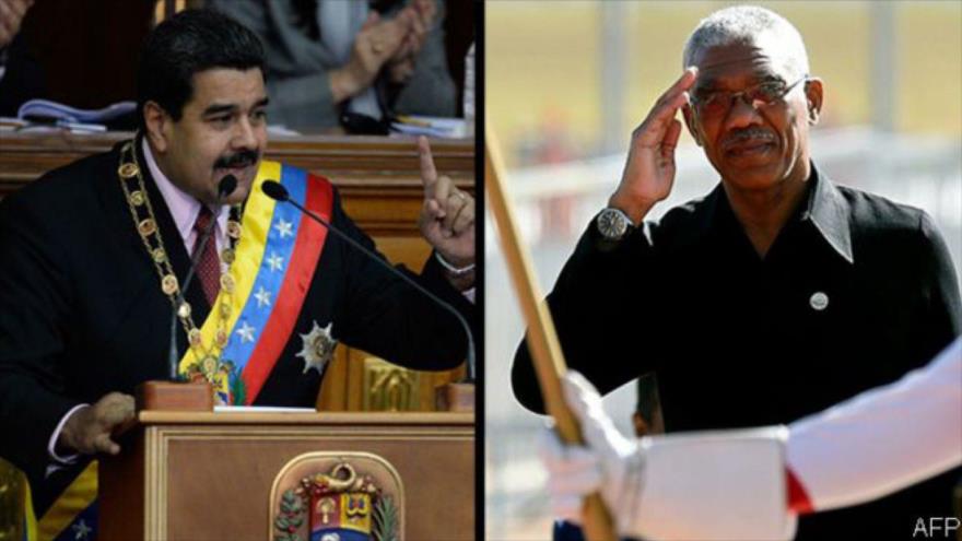Presidente venezolano, Nicolás Maduro y su homólogo de Guyana, David Granger.