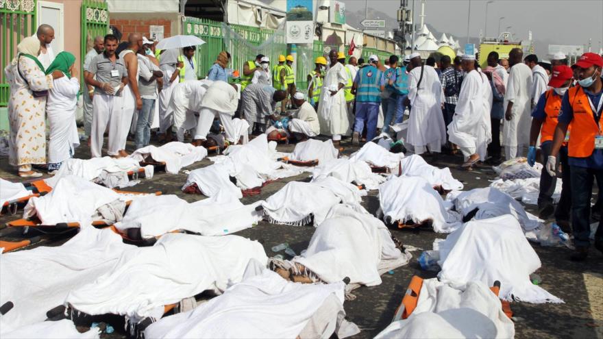 Peregrinos fallecidos en una estampida a las afueras de La Meca (Arabia Saudí), 24 de septiembre de 2015.