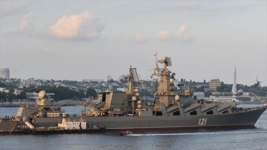 El crucero portamisiles Moskva, de Rusia.