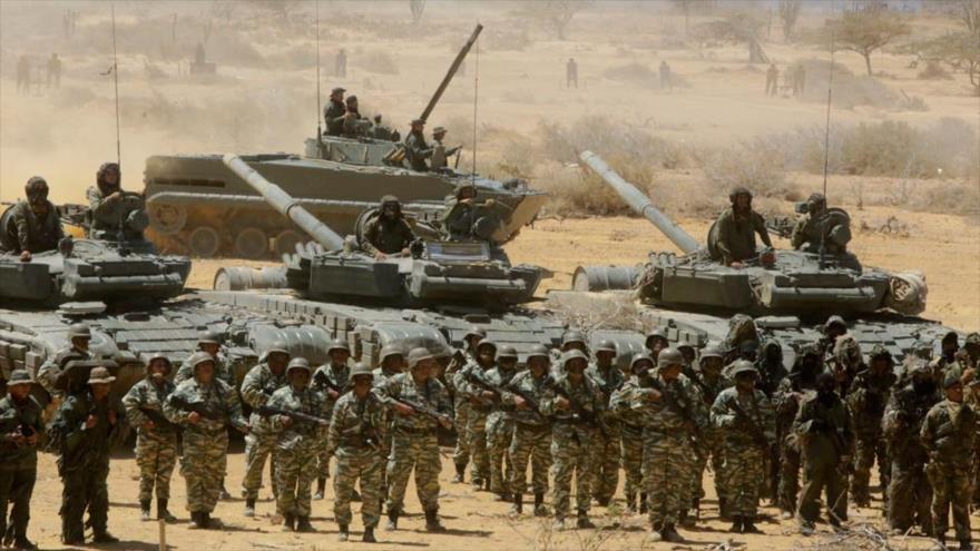 La Fuerza Armada Nacional Bolivariana (FANB) realizó el 26 de septiembre la maniobra militar denominada Campaña Patriota 2015 en Jacuque, estado Falcón.