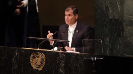Correa: La pobreza es fruto de sistemas perversos excluyentes y no de la escasez de recursos