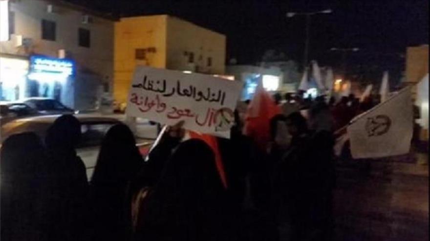 Bareiníes toman las calles en protesta contra la mala gestión de Arabia Saudí en Hach. 27 de septiembre de 2015 
