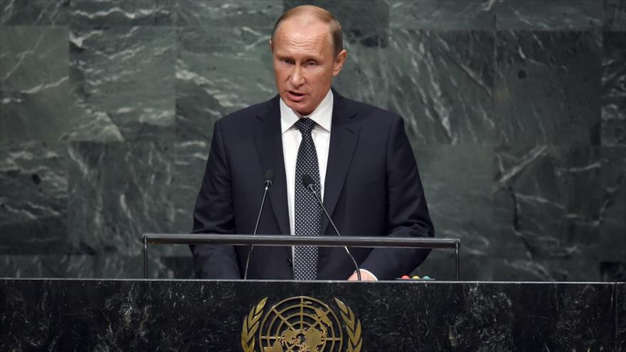 Putin: es un error no cooperar con el Gobierno sirio
