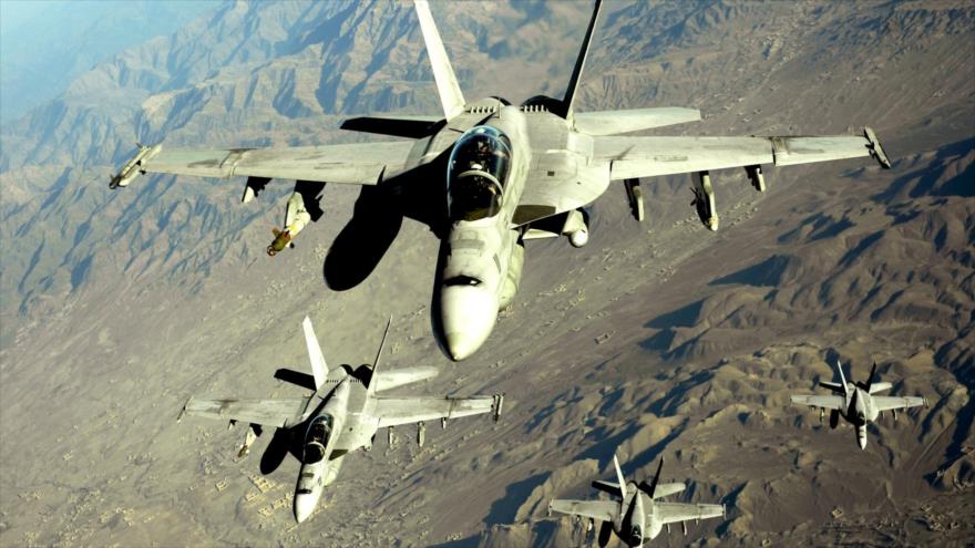 Cazas de la OTAN realizan operaciones en Afganistán. 