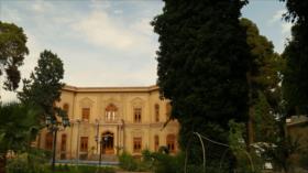 Irán - 1. Farhangsaraye Razi 2. Pistacho de Damghan 3. Galería Shin 4. Aspectos de Irán: Museo Abguine