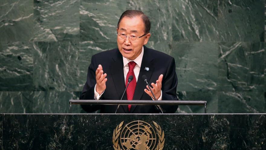 El secretario general de la Organización de las Naciones Unidas (ONU), Ban Ki-moon, ofrece un discurso ante la 70ª sesión de la Asamblea General de las Naciones Unidas, celebrada en Nueva York (EE.UU.). 28 de septiembre de 2015.