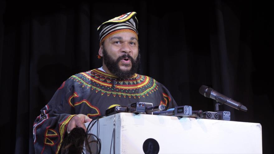 El humorista antisionista francés Dieudonné, durante una rueda de prensa. 11 de enero de 2014.