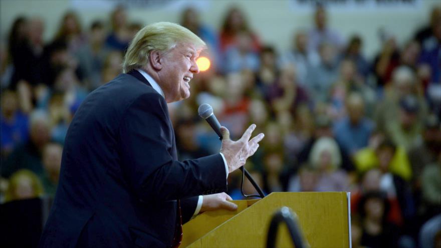 Donald Trump, precandidato republicano a la presidencia de EE.UU., durante su alocuión en Keene, en el estado Nuevo Hampshire. 