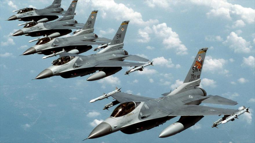 Los aviones de guerra de la denominada coalición anti-EIIL (Daesh, en árabe), liderada por EE.UU.
