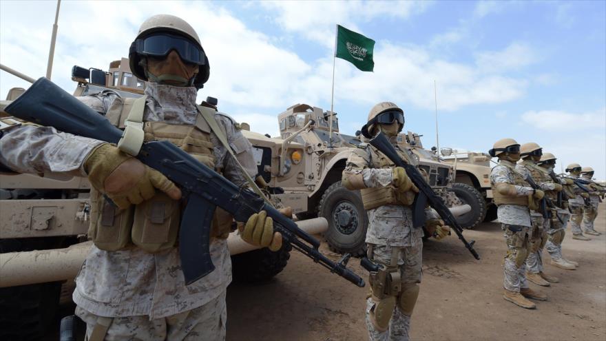 Soldados del Ejército saudí desplegados en el sur de Yemen.