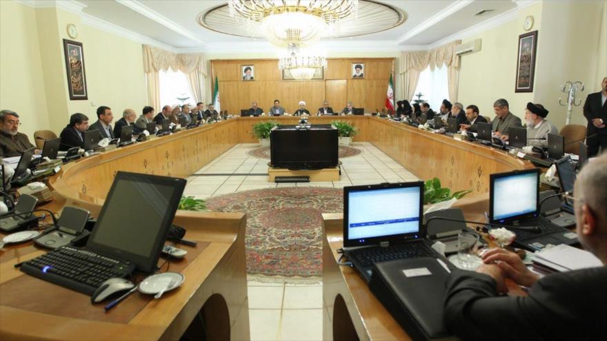 Una sesión de trabajo del Gabinete iraní.