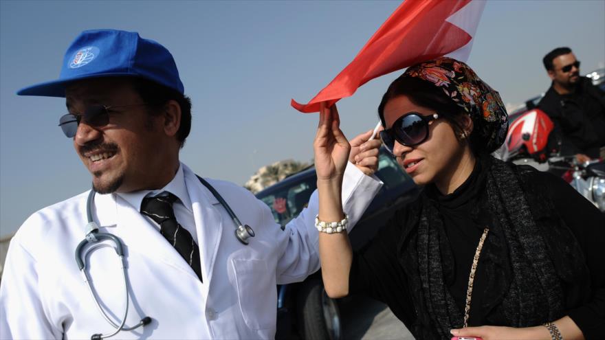 El activista político Ali al-Ekri durante una marcha celebrada en 2011 en el sur de Manama, capital de Baréin.