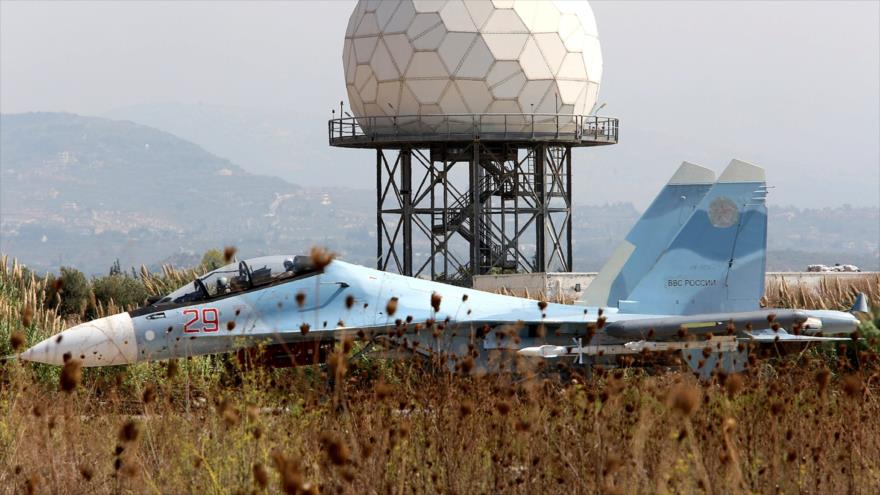 Un cazabombardero ruso modelo Sujoi Su-30SM en Siria.