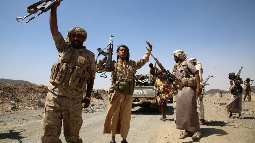 Combatientes de los comités populares yemeníes.