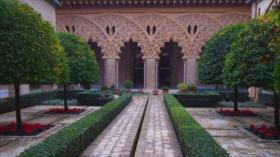 Irán - 1. Carretera de Chalus 2. Arte de yesería 3. La ciudad de Arak 4. Aspectos de Irán: Parque Yamshidiye