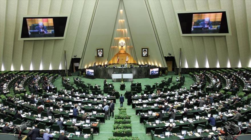 La Asamblea Consultiva Islámica de Irán (Mayles).