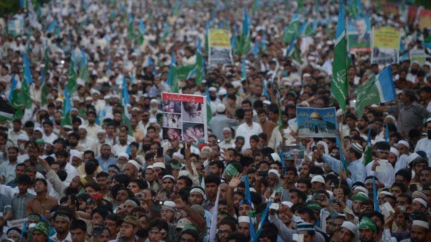 Paquistaníes protestan contra la violencia del régimen israelí en contra de los palestinos. 10 de agosto de 2014