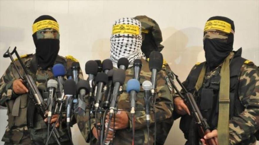 Combatientes de Brigadas de Al-Aqsa, rama militar del Movimiento Palestino de Liberación Nacional (Al-Fatah). 