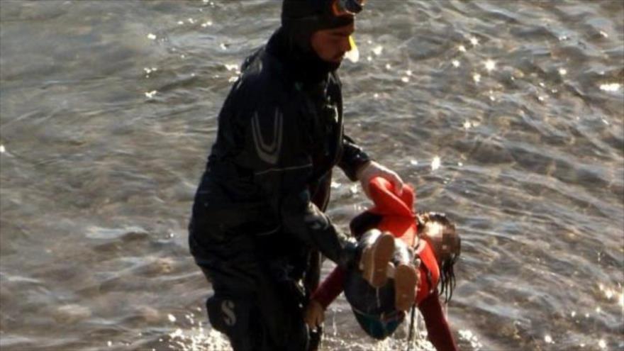 Siete inmigrantes se ahogan en la costa griega de Lesbos