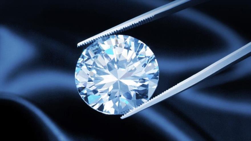 Un estudio afirma que los diamantes pueden ser empleados para detectar el cáncer en su etapa inicial.