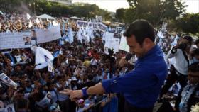 Candidato guatemalteco Jimmy Morales cierra su campaña electoral