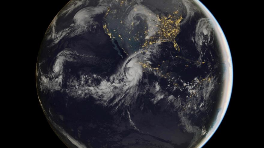 Imagen satelital del huracán Patricia, de categoría 5, cerca de la costa pacífica de México, 23 de octubre de 2015.