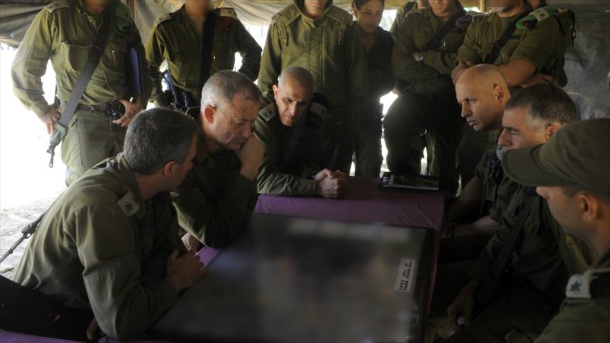 Varios generales y comandantes de las fuerzas israelíes.