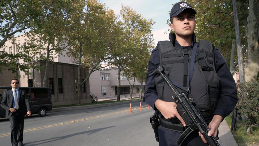 Un policía turco.