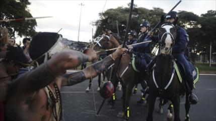 Indígenas declaran guerra al Congreso de Brasil 